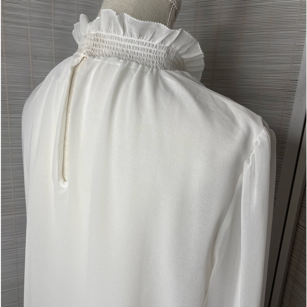 Wilfred Blouse Valencia White Ruffle Neck Smocked Cuffs Keyhole Back Size S - Picture 5 of 11